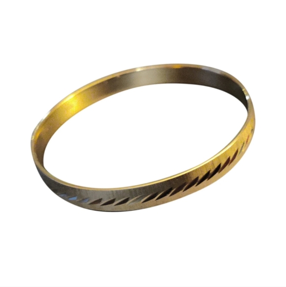 Vintage Monet Bangle Bracelet - Picture 2 of 11